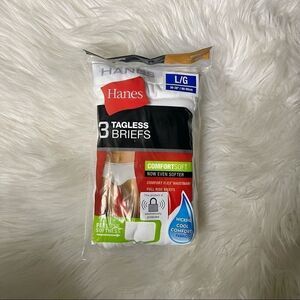 NWT 3 tagless Large Men’s white full rise briefs